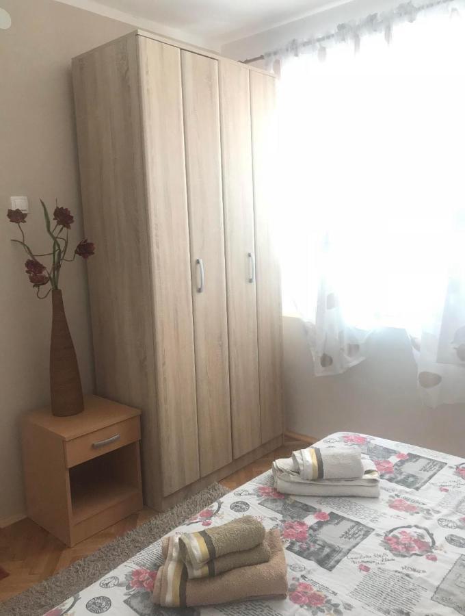 Cozy Little House Kotor Apartment Екстериор снимка