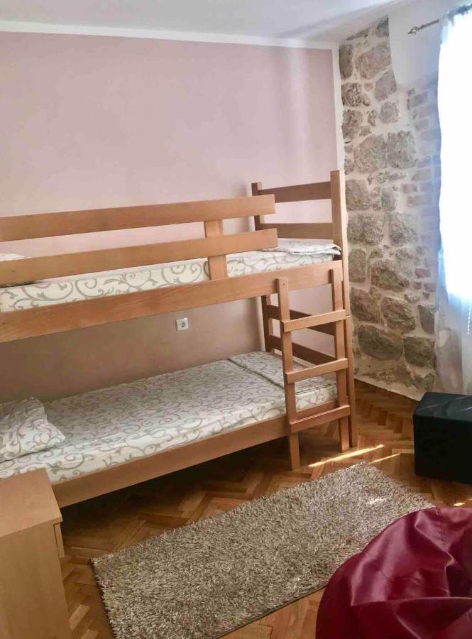 Cozy Little House Kotor Apartment Екстериор снимка