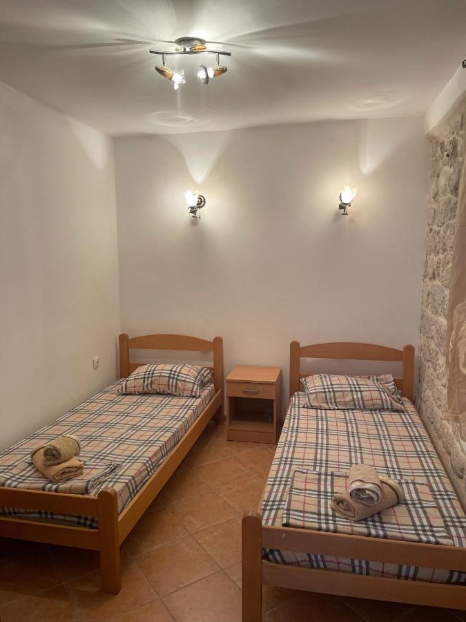 Cozy Little House Kotor Apartment Екстериор снимка